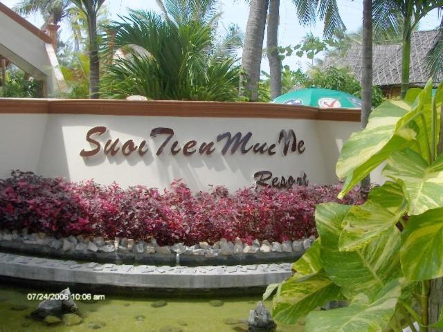 Suoi Tien Mui Ne Resort Phan Thiết Buitenkant foto